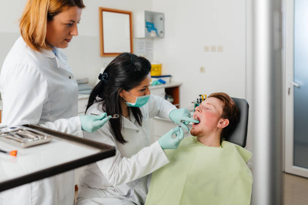 Best Emergency Dentist for Knocked-Out Tooth in Shreve, OH